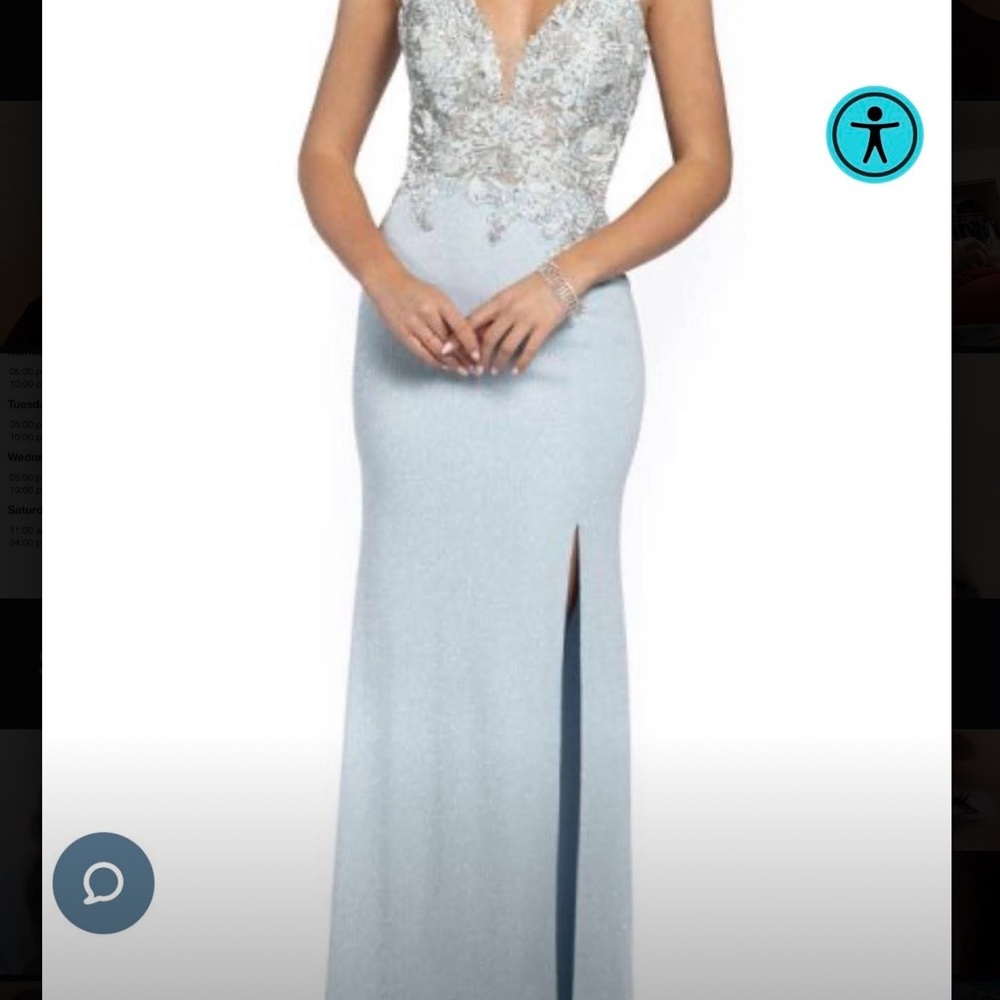 Camille La Vie Light blue 2022 Prom Dress Size 8